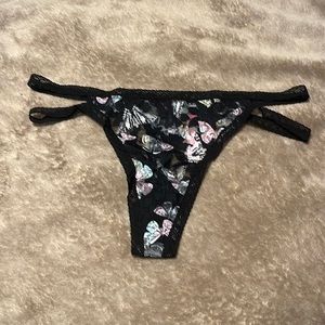 VS PINK Thong L